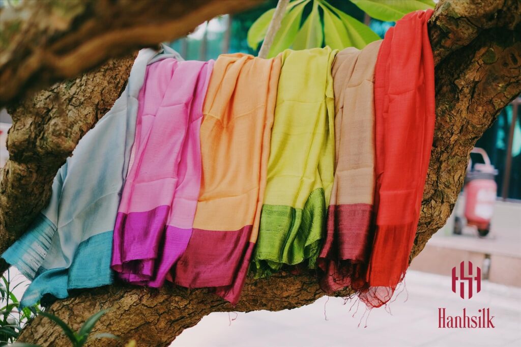 vải lụa tơ tằm