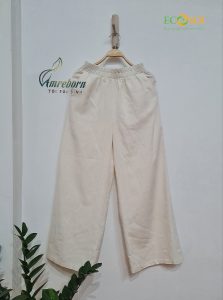 Một số sản phẩm làm từ vải sợi dứa của Ecosoi